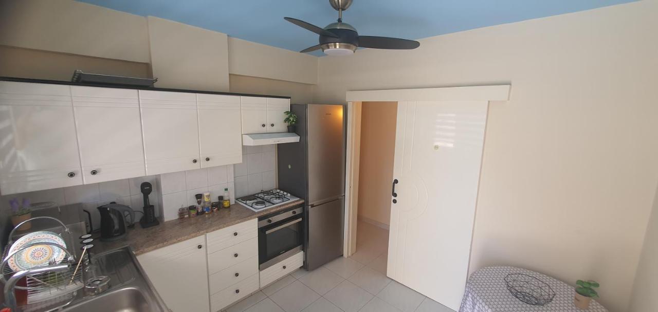 Apartamento Stefaris "Koutsou Court 105" Lárnaca Exterior foto