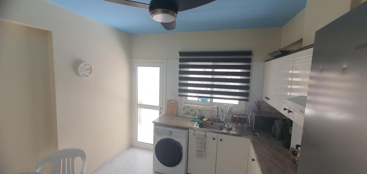 Apartamento Stefaris "Koutsou Court 105" Lárnaca Exterior foto