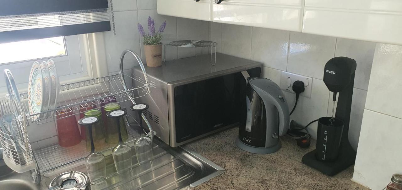 Apartamento Stefaris "Koutsou Court 105" Lárnaca Exterior foto